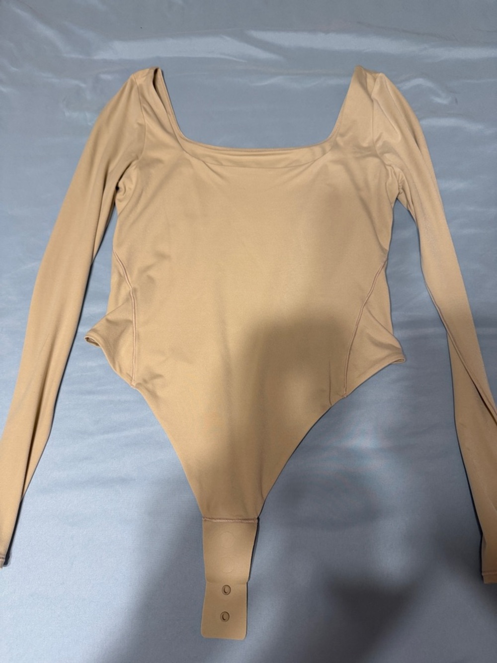 Lululemon Long Sleeve Bodysuit color bone size 6